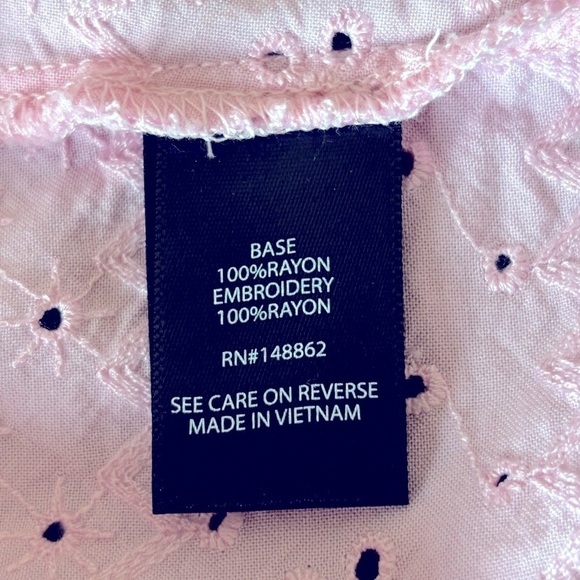 Torrid Plus Sz 2X Pink Eyelet Button Down Peplum Shirt - Picture 12 of 13